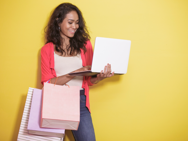 Ne hagyd, hogy becsapjanak! Így lesz biztonságos az online vásárlás